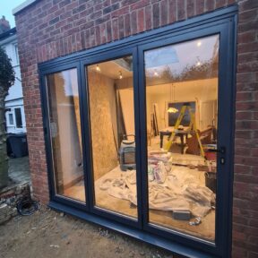 bi-fold-sliding-door-installations-0004